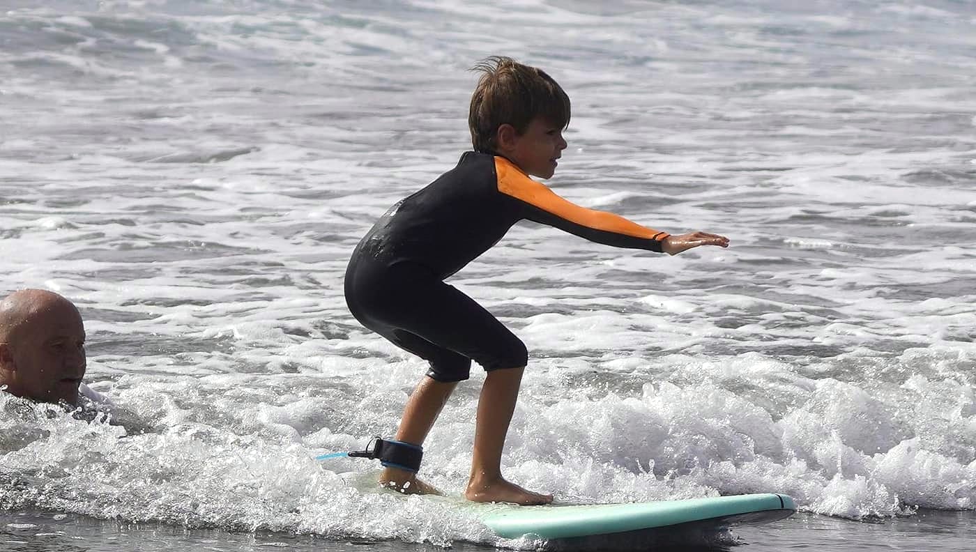 Kids' surf lessons · Ori Surf, El Médano (1)